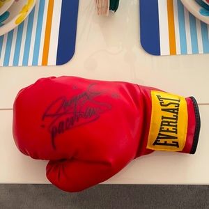 Manny sign glove